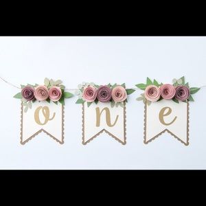 Pink and mauve "one" high chair banner